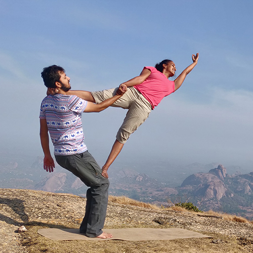 Read more about the article Trek and Acro Yoga